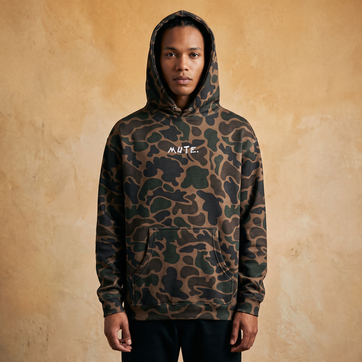 M U T E . Subdue Camo Pullover
